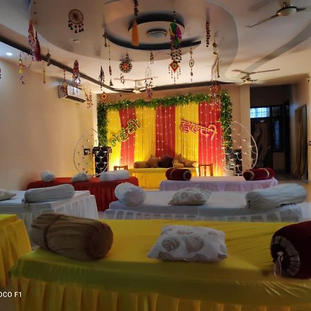 Surabhi Garden Inn Lucknow Exterior foto