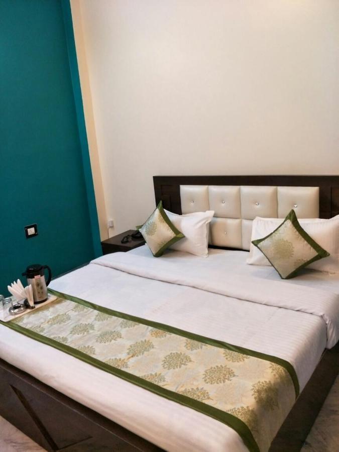Surabhi Garden Inn Lucknow Exterior foto